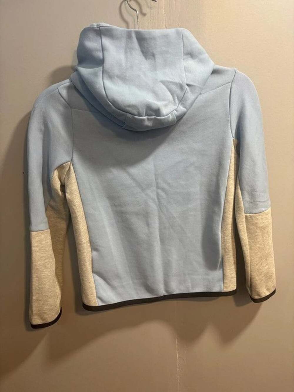 Nike tech - Picture 3 of 3